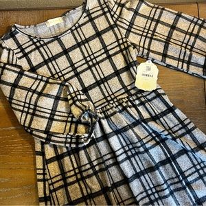 NWT✨ Altar’d State Black and Tan Sweater Dress - Size Medium